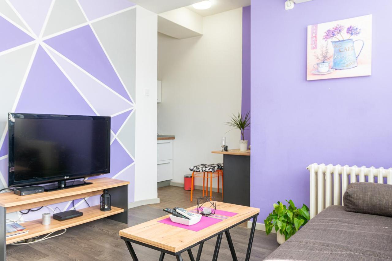 Skopje Eluxory Apartments ภายนอก รูปภาพ