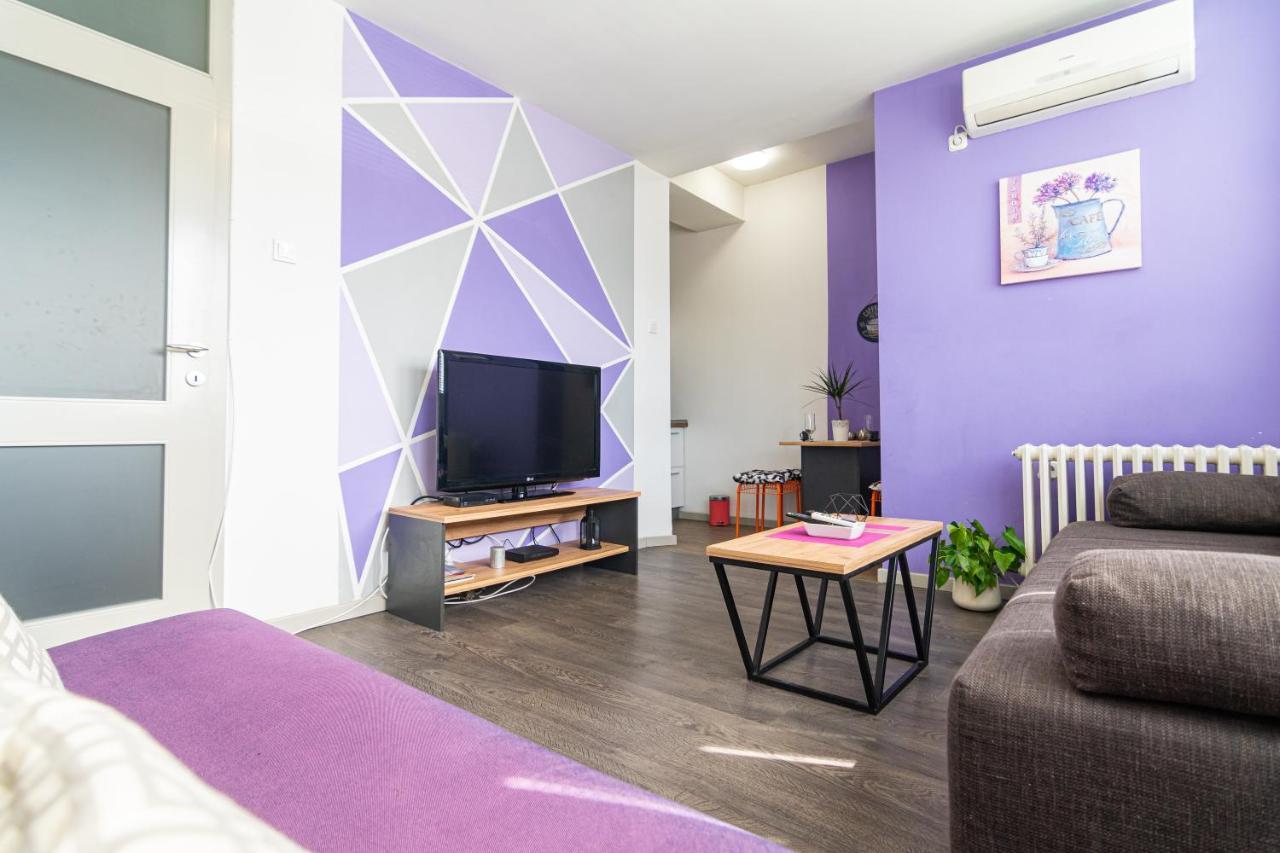 Skopje Eluxory Apartments ภายนอก รูปภาพ