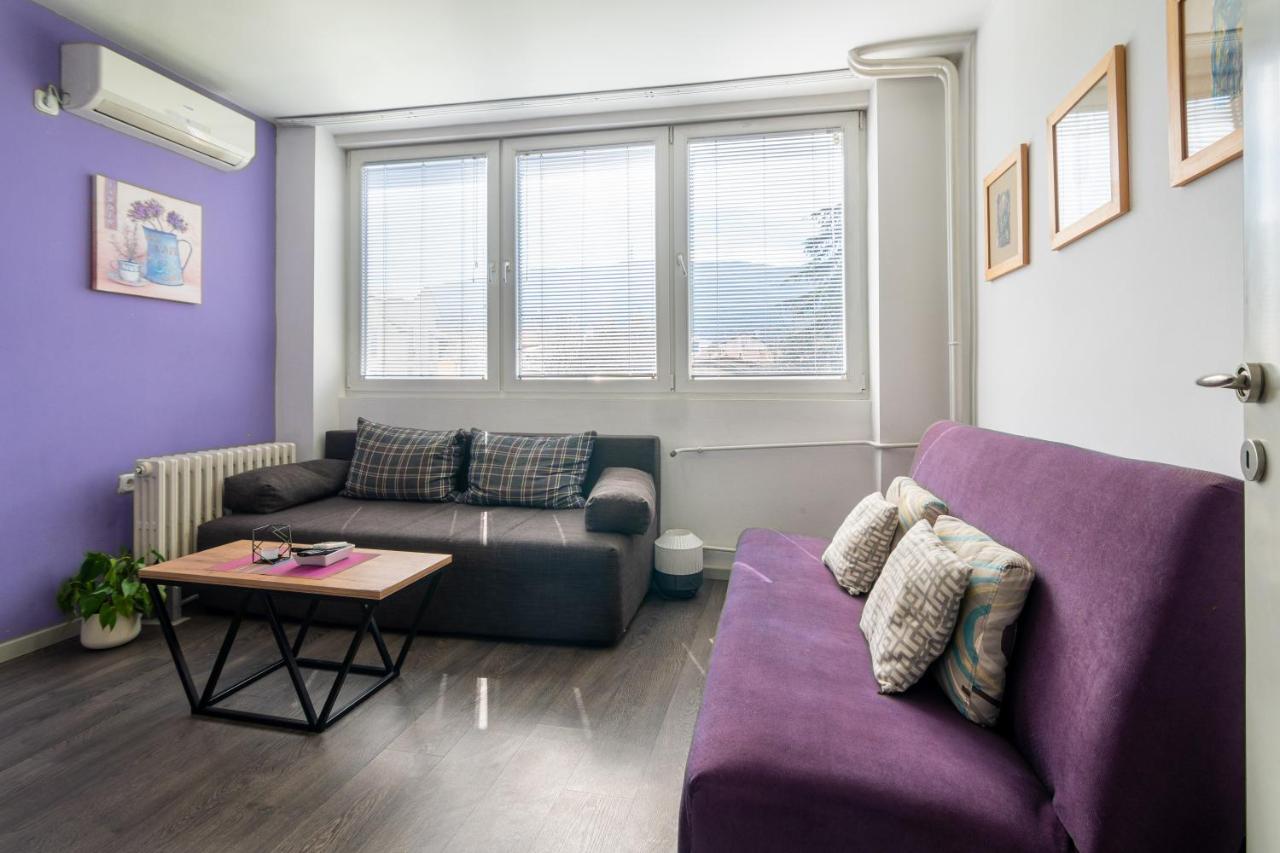 Skopje Eluxory Apartments ภายนอก รูปภาพ