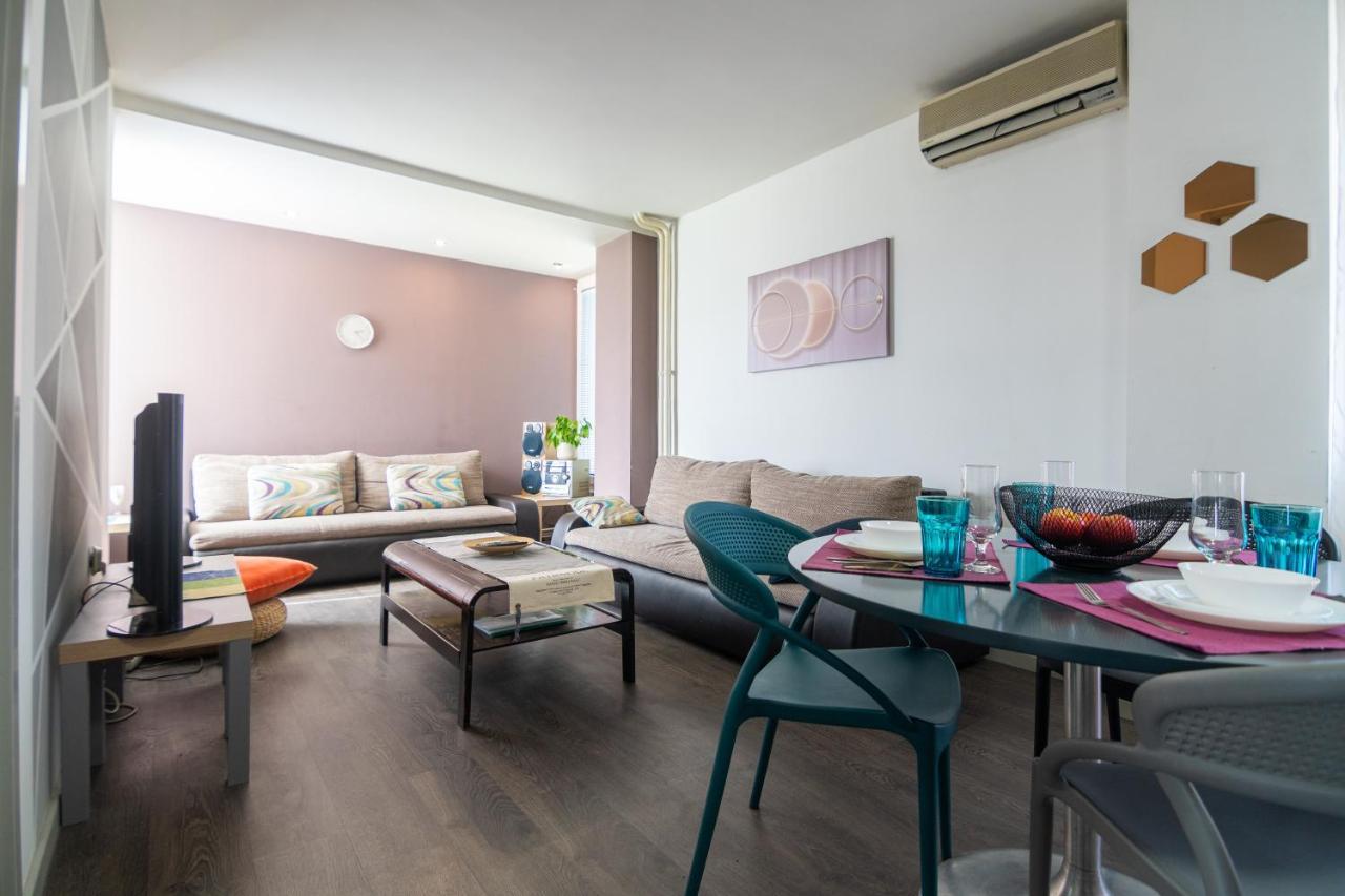 Skopje Eluxory Apartments ภายนอก รูปภาพ