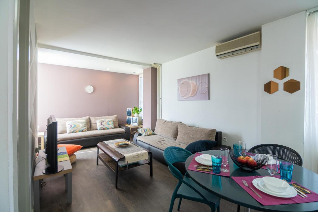 Skopje Eluxory Apartments ภายนอก รูปภาพ