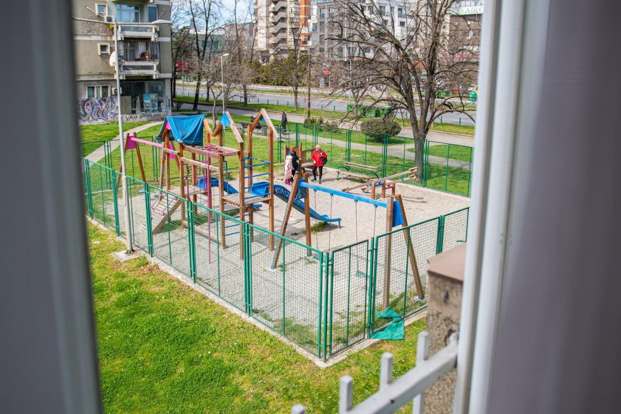 Skopje Eluxory Apartments ภายนอก รูปภาพ