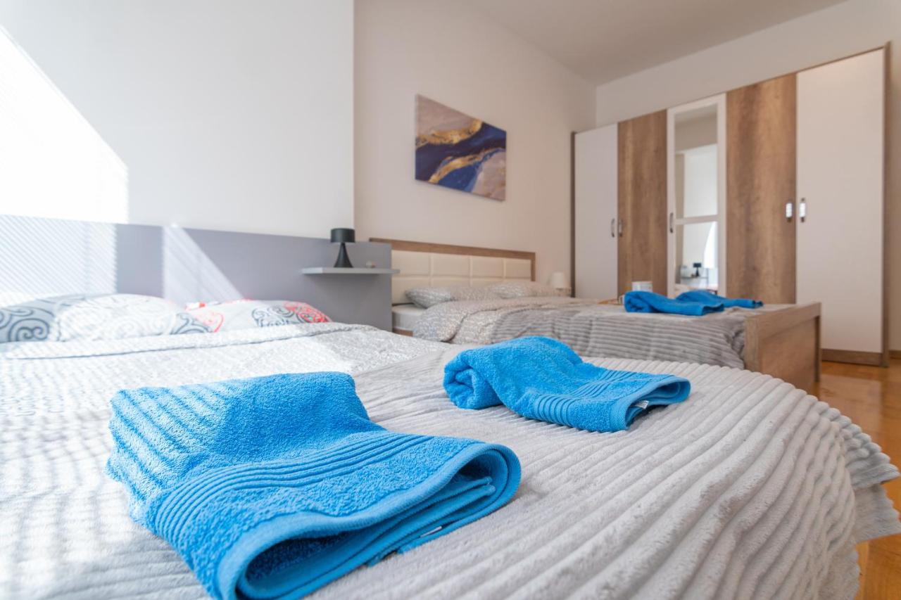 Skopje Eluxory Apartments ภายนอก รูปภาพ