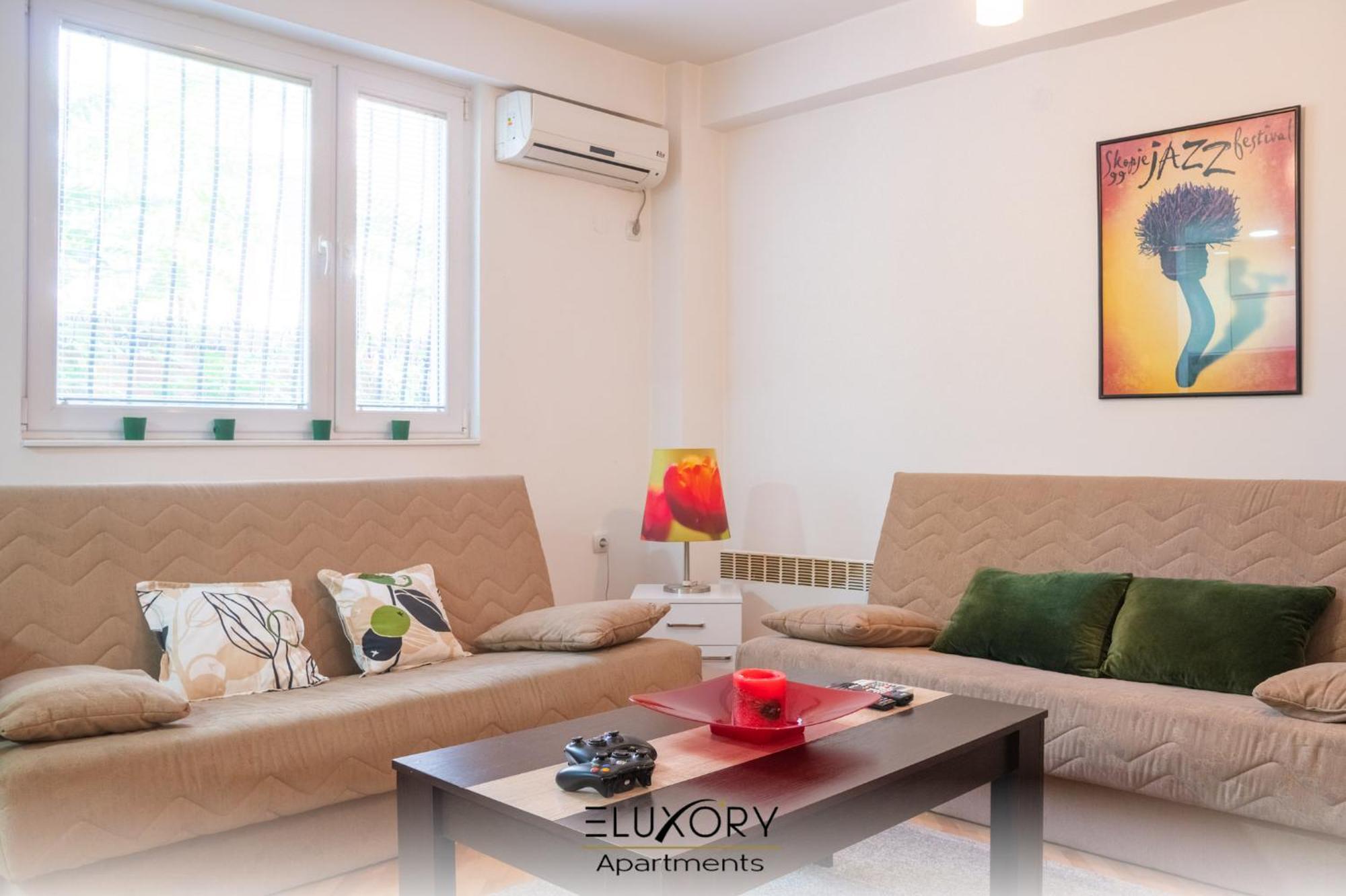 Skopje Eluxory Apartments ภายนอก รูปภาพ