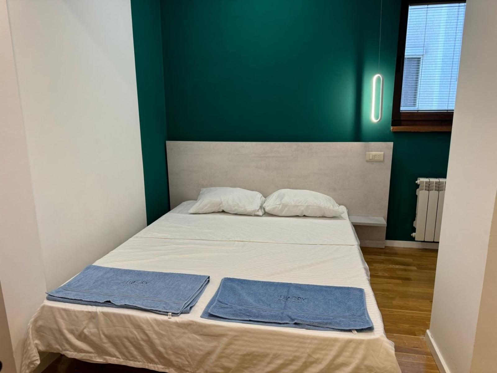 Skopje Eluxory Apartments ภายนอก รูปภาพ