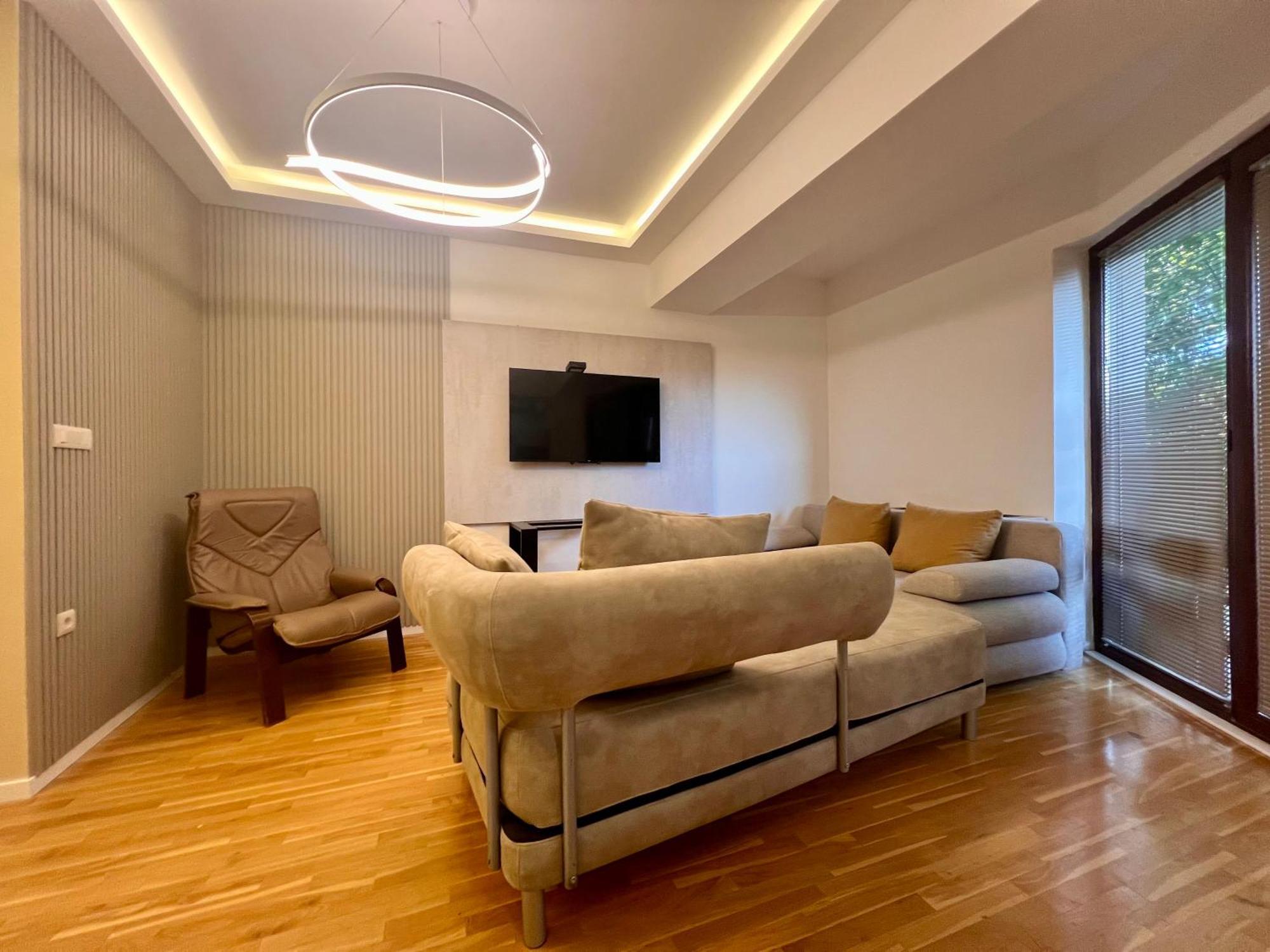 Skopje Eluxory Apartments ภายนอก รูปภาพ