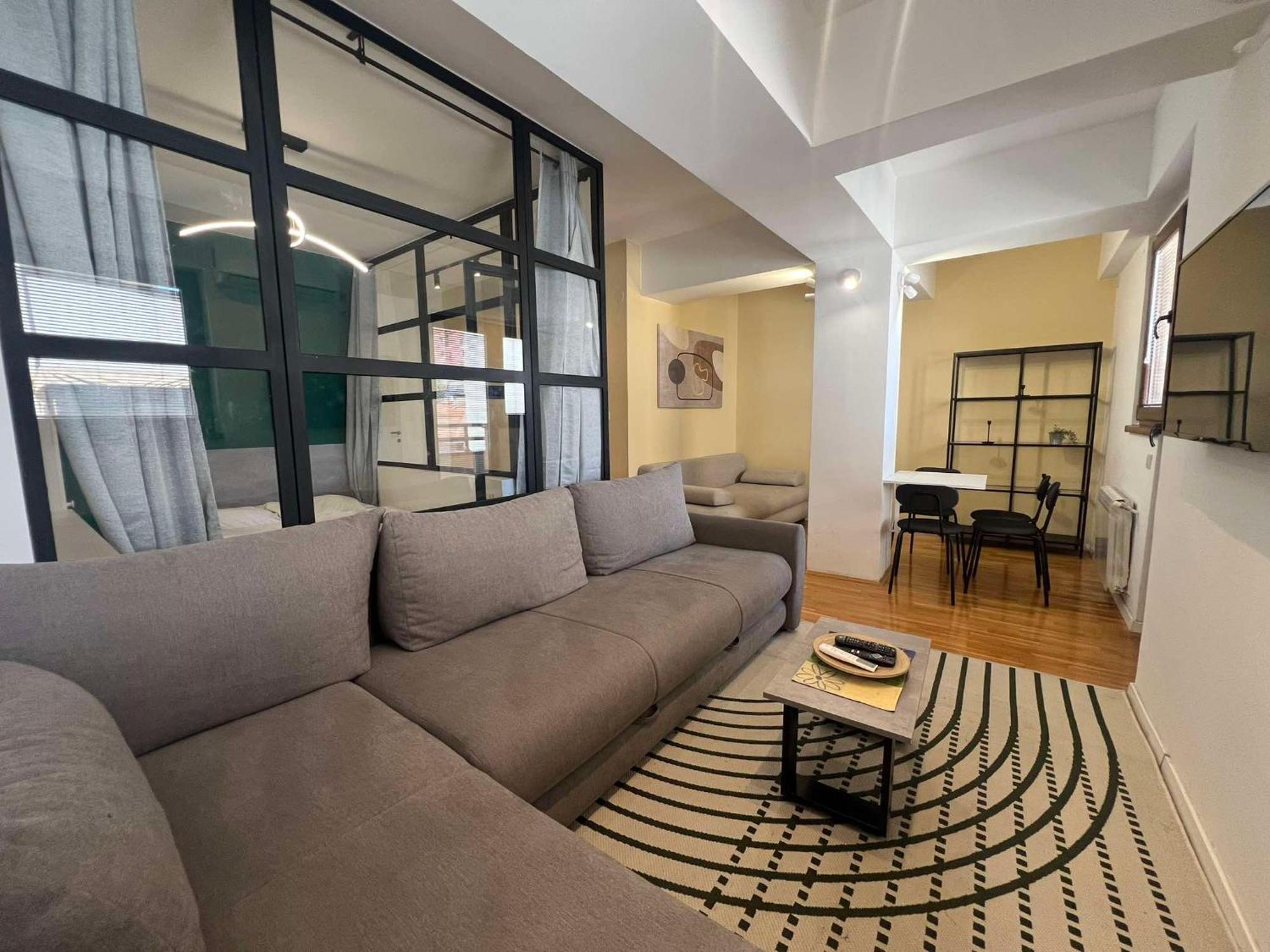Skopje Eluxory Apartments ภายนอก รูปภาพ